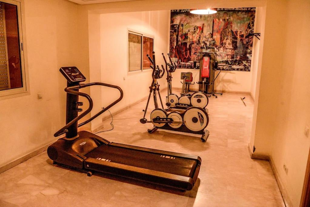 Beautiful, Great Equipped 122 M Holiday Apartment Near Majorelle Garden And Gueliz With Pool Views And A Large Balcony And Terrace 马拉喀什 外观 照片