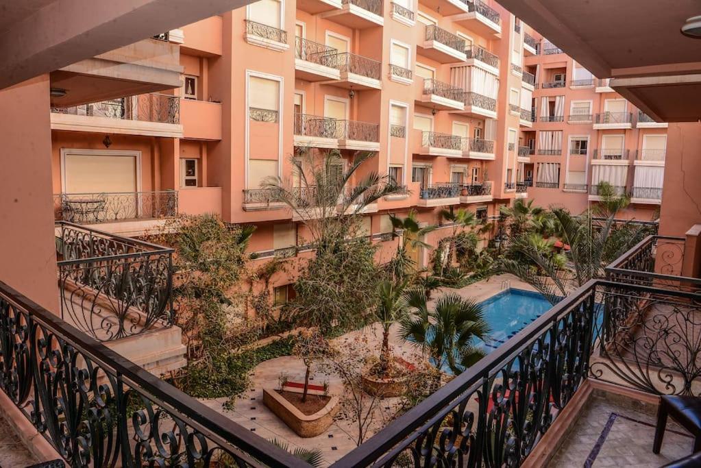 Beautiful, Great Equipped 122 M Holiday Apartment Near Majorelle Garden And Gueliz With Pool Views And A Large Balcony And Terrace 马拉喀什 外观 照片
