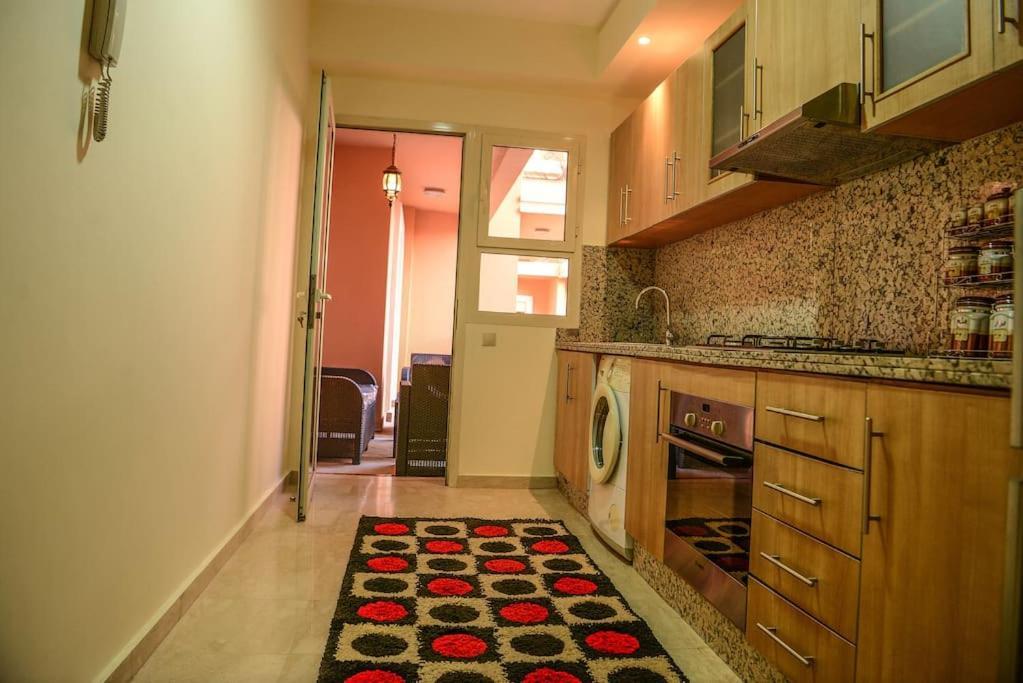 Beautiful, Great Equipped 122 M Holiday Apartment Near Majorelle Garden And Gueliz With Pool Views And A Large Balcony And Terrace 马拉喀什 外观 照片