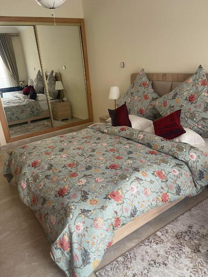 Beautiful, Great Equipped 122 M Holiday Apartment Near Majorelle Garden And Gueliz With Pool Views And A Large Balcony And Terrace 马拉喀什 外观 照片