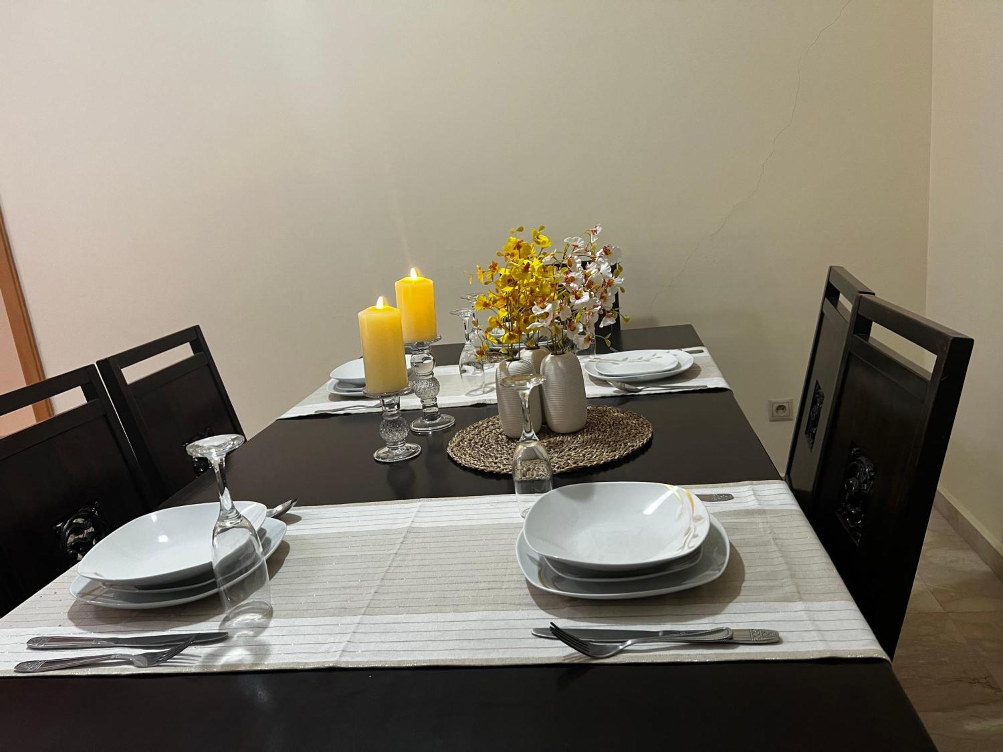 Beautiful, Great Equipped 122 M Holiday Apartment Near Majorelle Garden And Gueliz With Pool Views And A Large Balcony And Terrace 马拉喀什 外观 照片