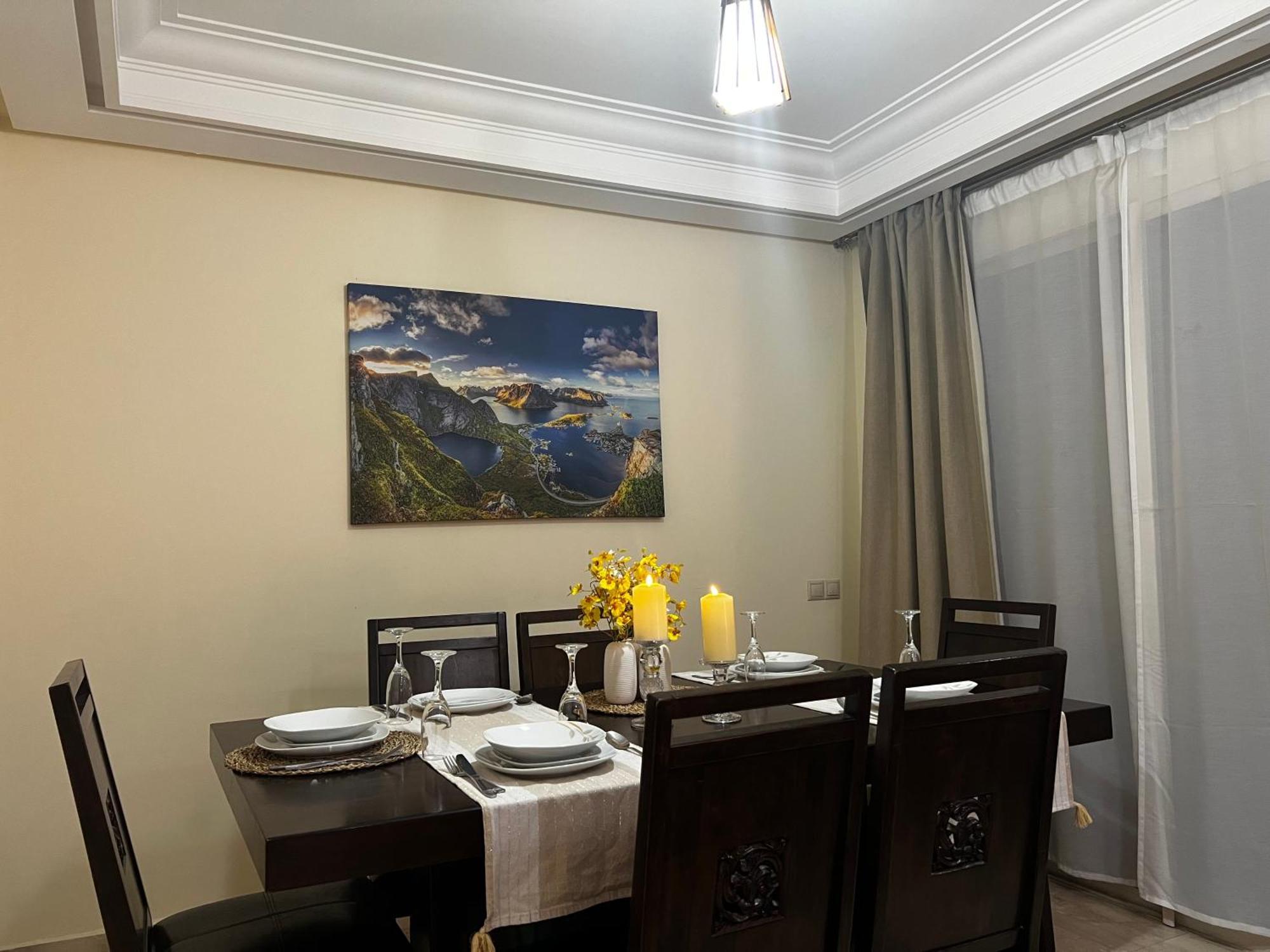 Beautiful, Great Equipped 122 M Holiday Apartment Near Majorelle Garden And Gueliz With Pool Views And A Large Balcony And Terrace 马拉喀什 外观 照片