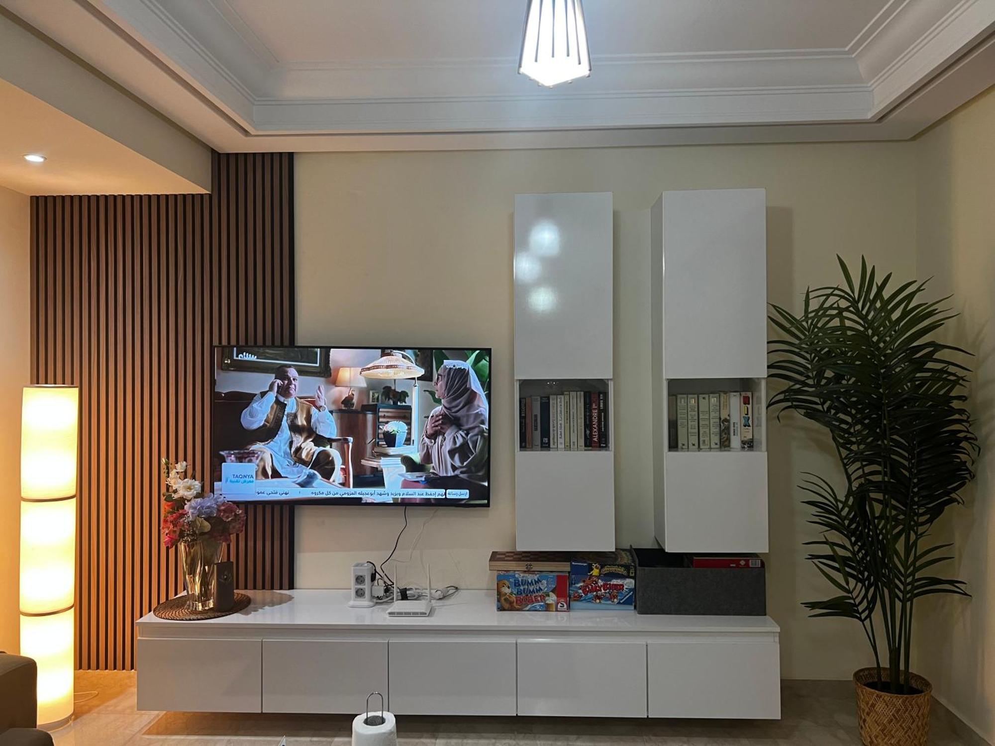 Beautiful, Great Equipped 122 M Holiday Apartment Near Majorelle Garden And Gueliz With Pool Views And A Large Balcony And Terrace 马拉喀什 外观 照片