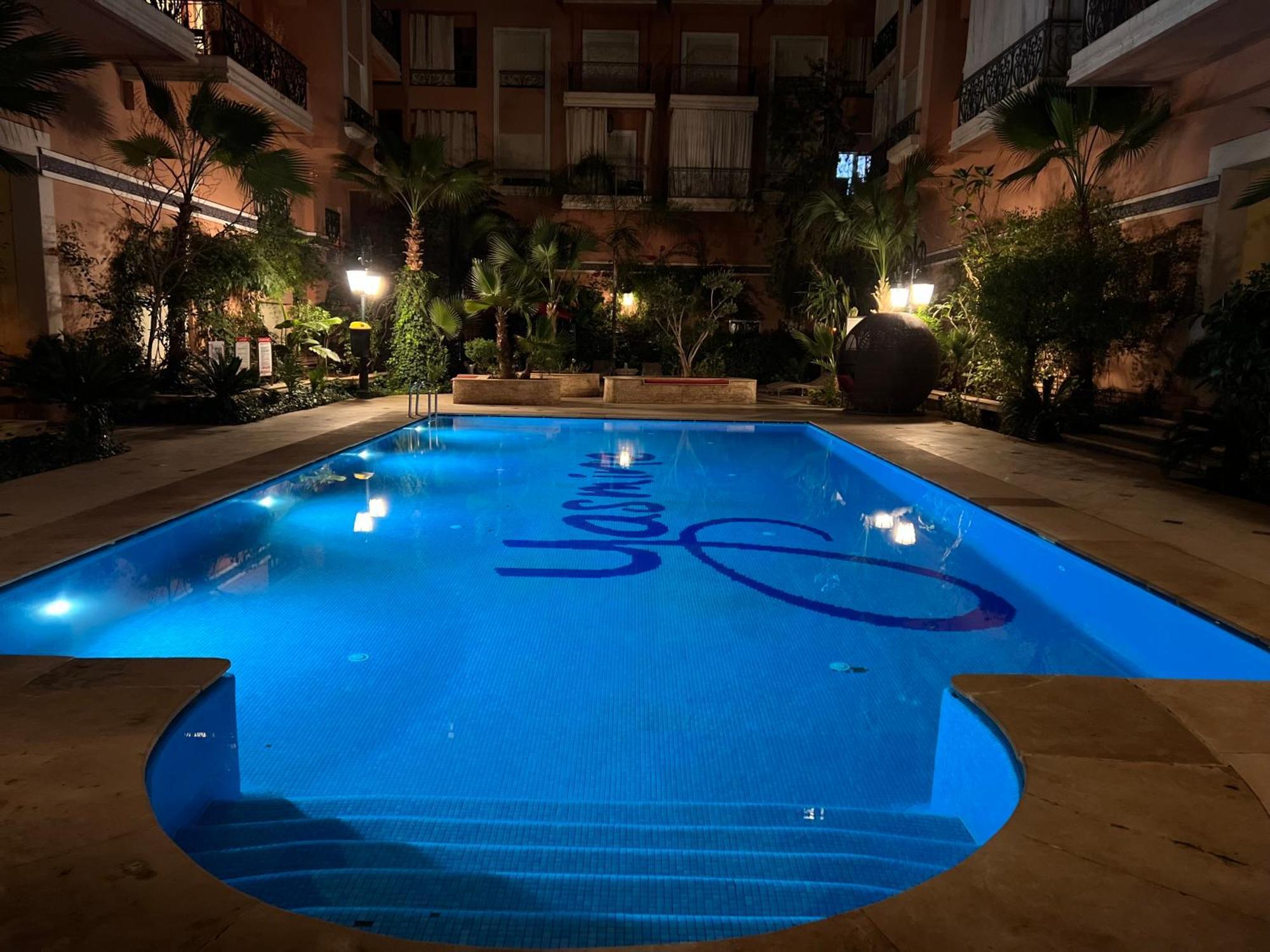 Beautiful, Great Equipped 122 M Holiday Apartment Near Majorelle Garden And Gueliz With Pool Views And A Large Balcony And Terrace 马拉喀什 外观 照片